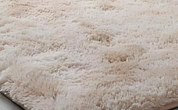 在使用地毯的時(shí)候，應(yīng)注意什么呢？