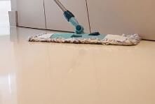 在辦公室進(jìn)行保潔的時(shí)候，要注意哪些方面呢？